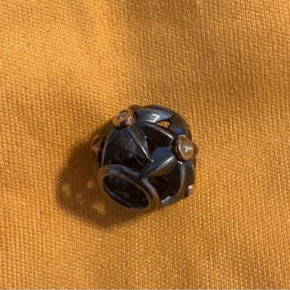 RARE & Authentic retired Pandora Stella Star Oxidized Charm - Picture 2 of 7